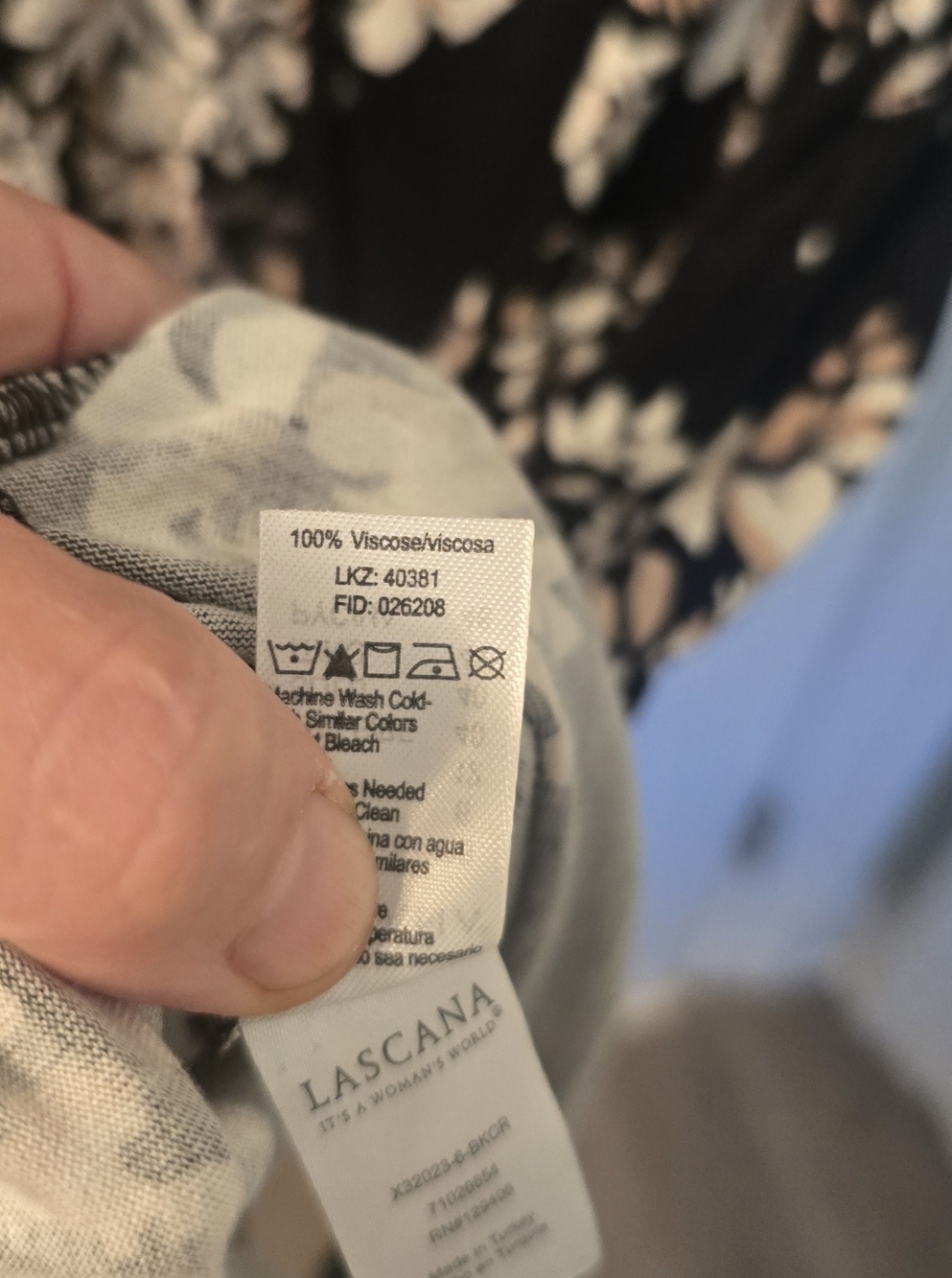 Lascana NWT Women's Black Floral V-Neck Shorts Jumper, Pockets, Size 6 (#7) - Picture 10 of 13
